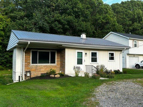 Homes For Sale - 3137 Tamarack Drive<br/> Erie, PA 16506