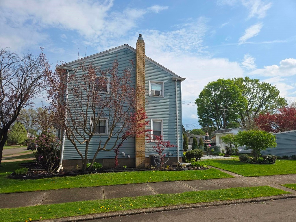 402 Sanford Place, Erie, Pennsylvania image 5