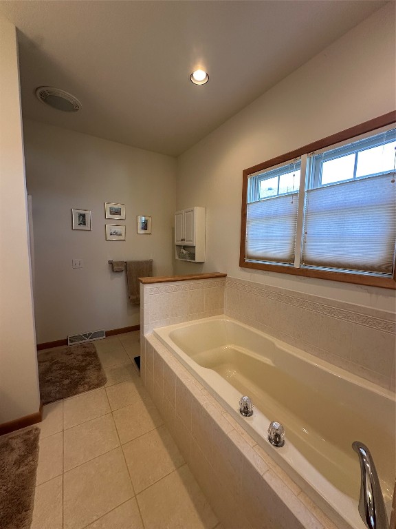 6066 Hummingbird Court #140, Erie, Pennsylvania image 18