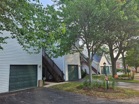 Photo for 634 W 2ND Street 308