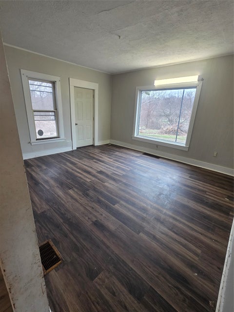 Multifamily For Sale - 12286 E Main Road<br/> Erie County, North East, PA 16428