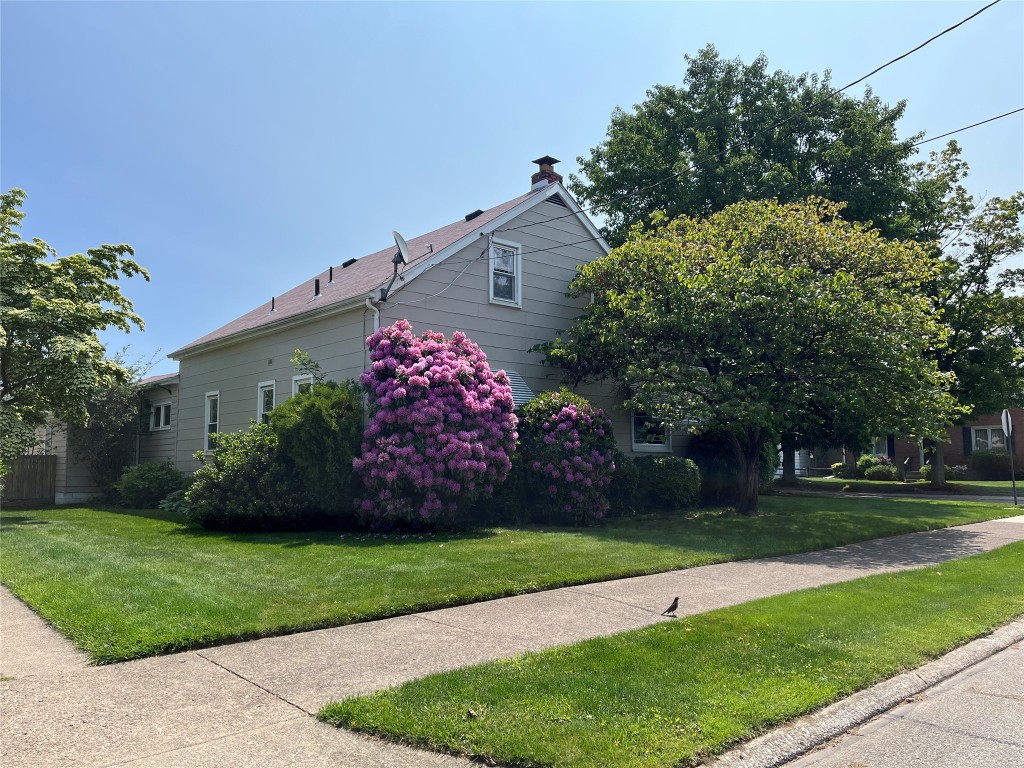 1360 W 35th Street, Erie, Pennsylvania image 3