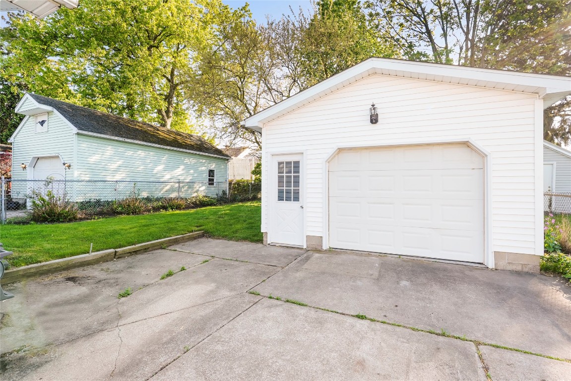 3424 Maple Street, Erie, Pennsylvania image 23