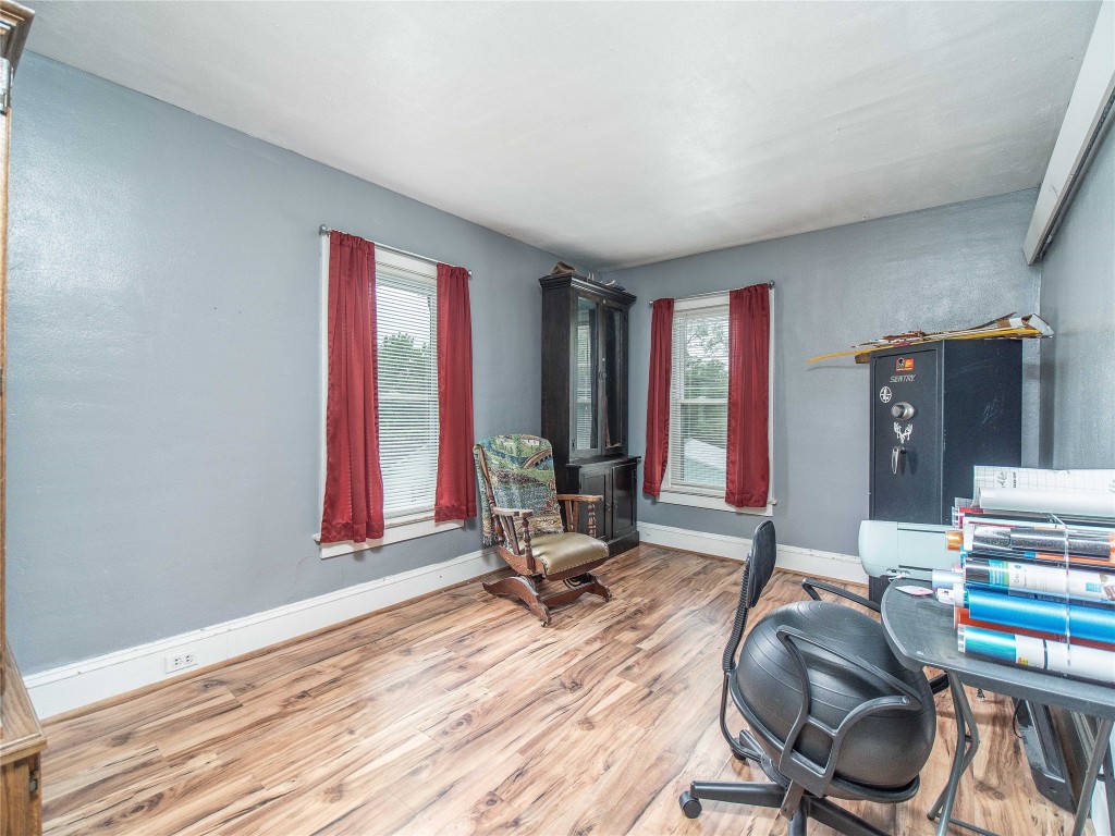 817 E Main Street, Corry, Pennsylvania image 32