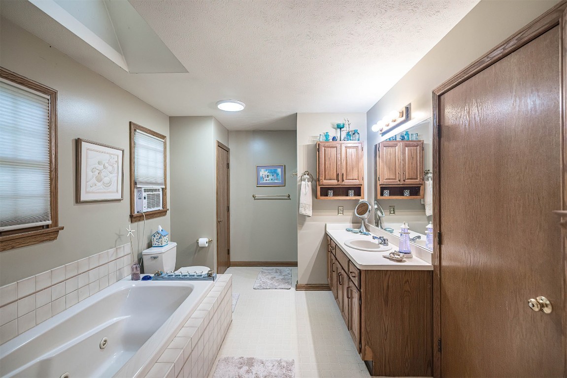 5435 Aspen Drive, Erie, Pennsylvania image 35