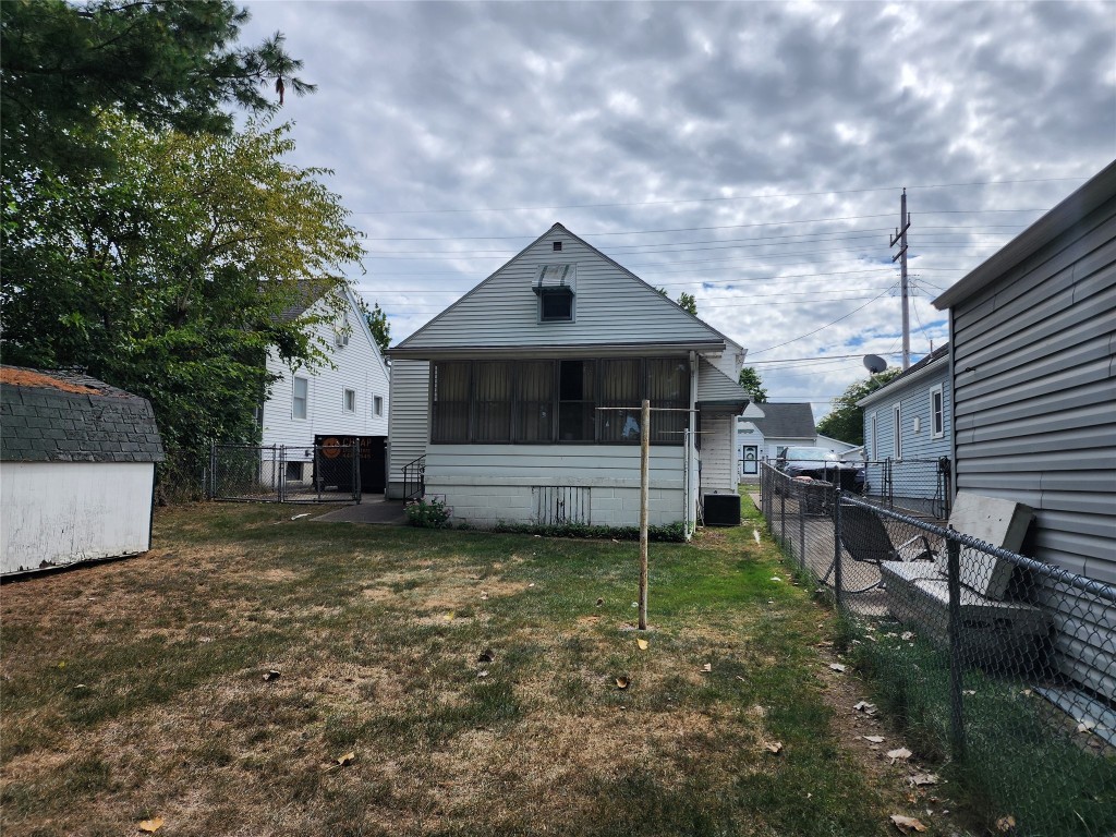 1128 W 32nd Street, Erie, Pennsylvania image 4