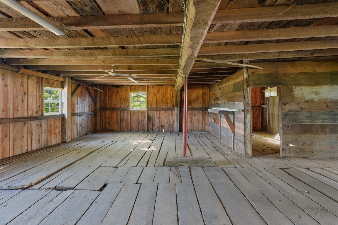 11221 W Greene Road, Waterford, Pennsylvania image 35