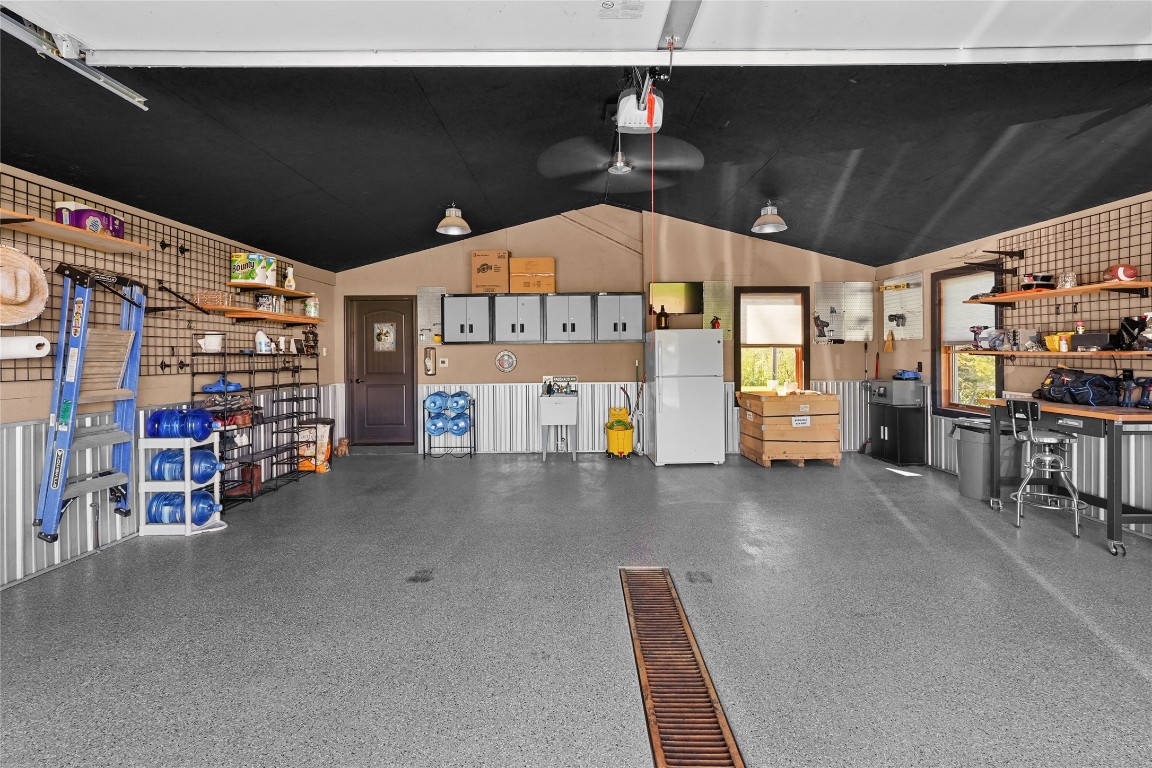 11221 W Greene Road, Waterford, Pennsylvania image 6