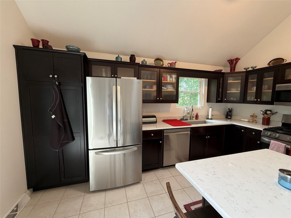 4112 Wood Hills Drive #P2, Erie, Pennsylvania image 14