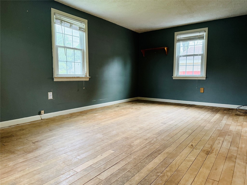 1769 W 32nd Street, Erie, Pennsylvania image 4