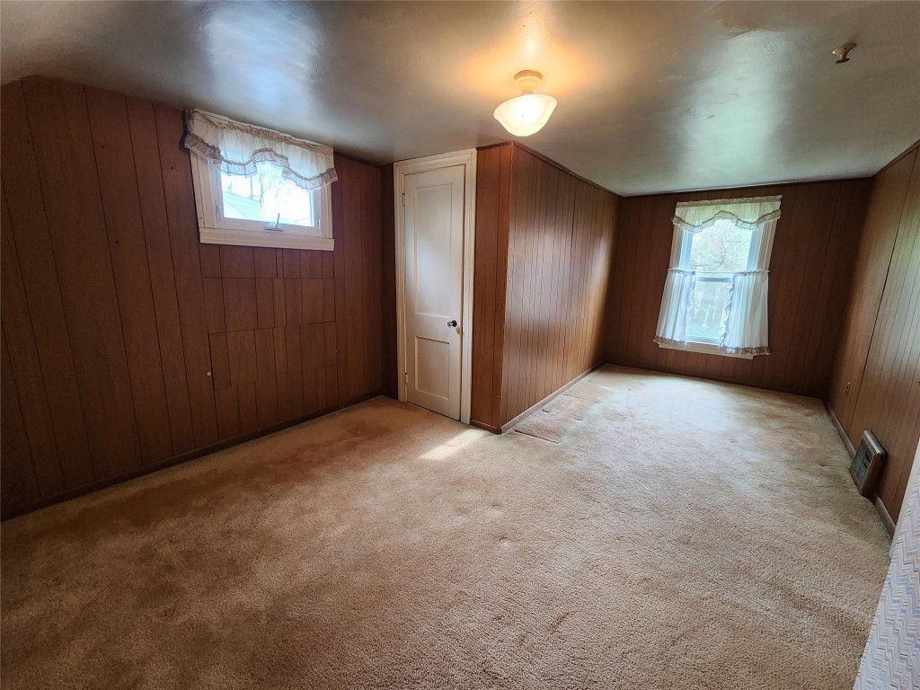 702 Ardmore Avenue, Erie, Pennsylvania image 27