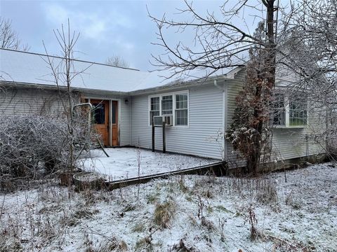 Homes For Sale - 315 Sunol Road<br/> Mercer County, Hadley, PA 16130