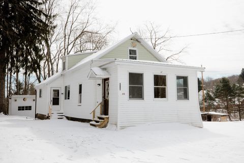 Homes For Sale - 40 Marion Street<br/> Corry, PA 16407