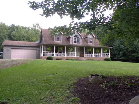 Homes For Sale - 11260 Neiger Road<br/> Girard, PA 16417