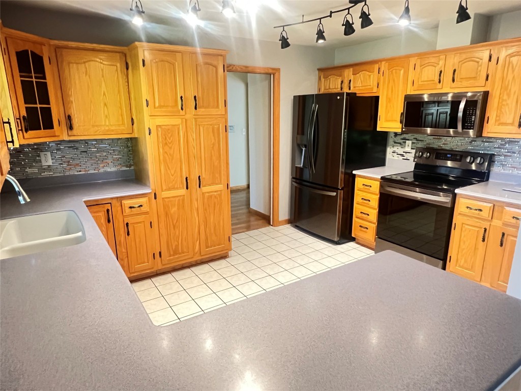 21716 Kyla Drive, Saegertown, Pennsylvania image 12