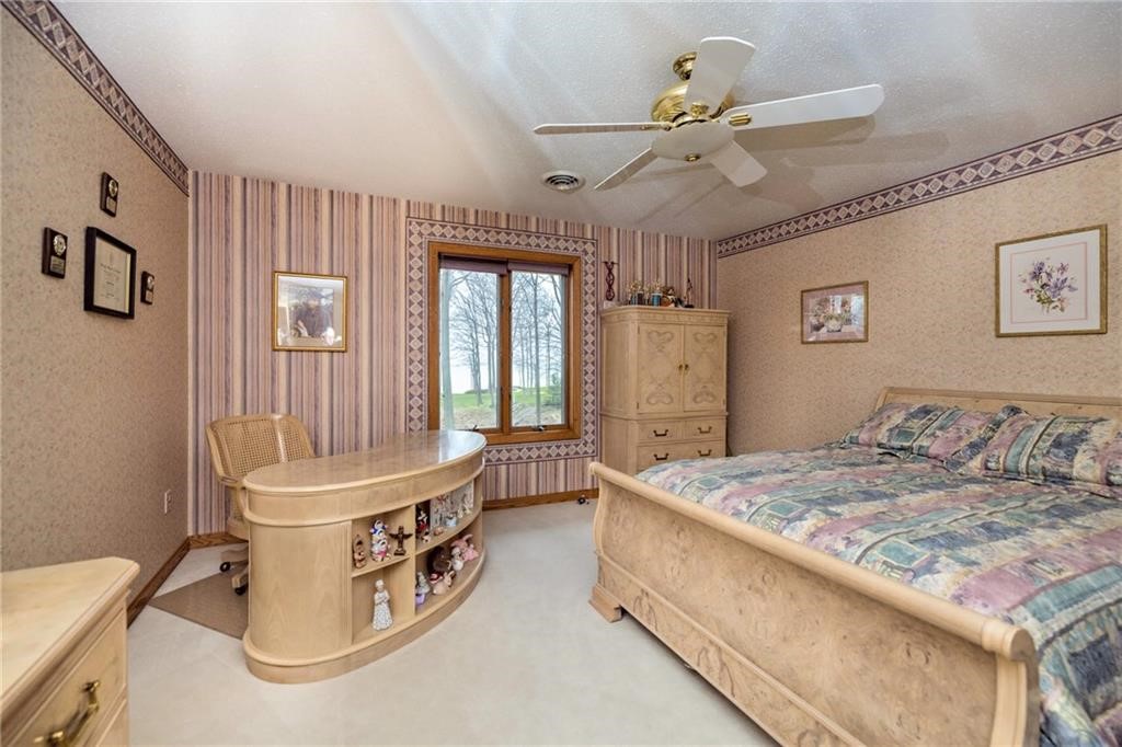 4274 Commodore Drive, Erie, Pennsylvania image 19