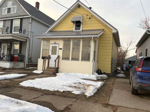 Homes For Sale - 1424 E 9th Street<br/> Erie, PA 16503