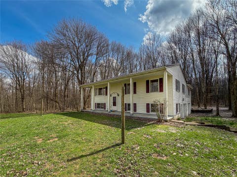Homes For Sale - 26129 Hickory Corners Road<br/> Crawford County, Guys Mills, PA 16327