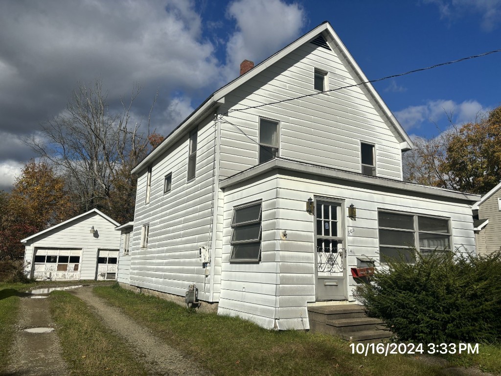 309 W Smith Street, Corry, Pennsylvania image 1