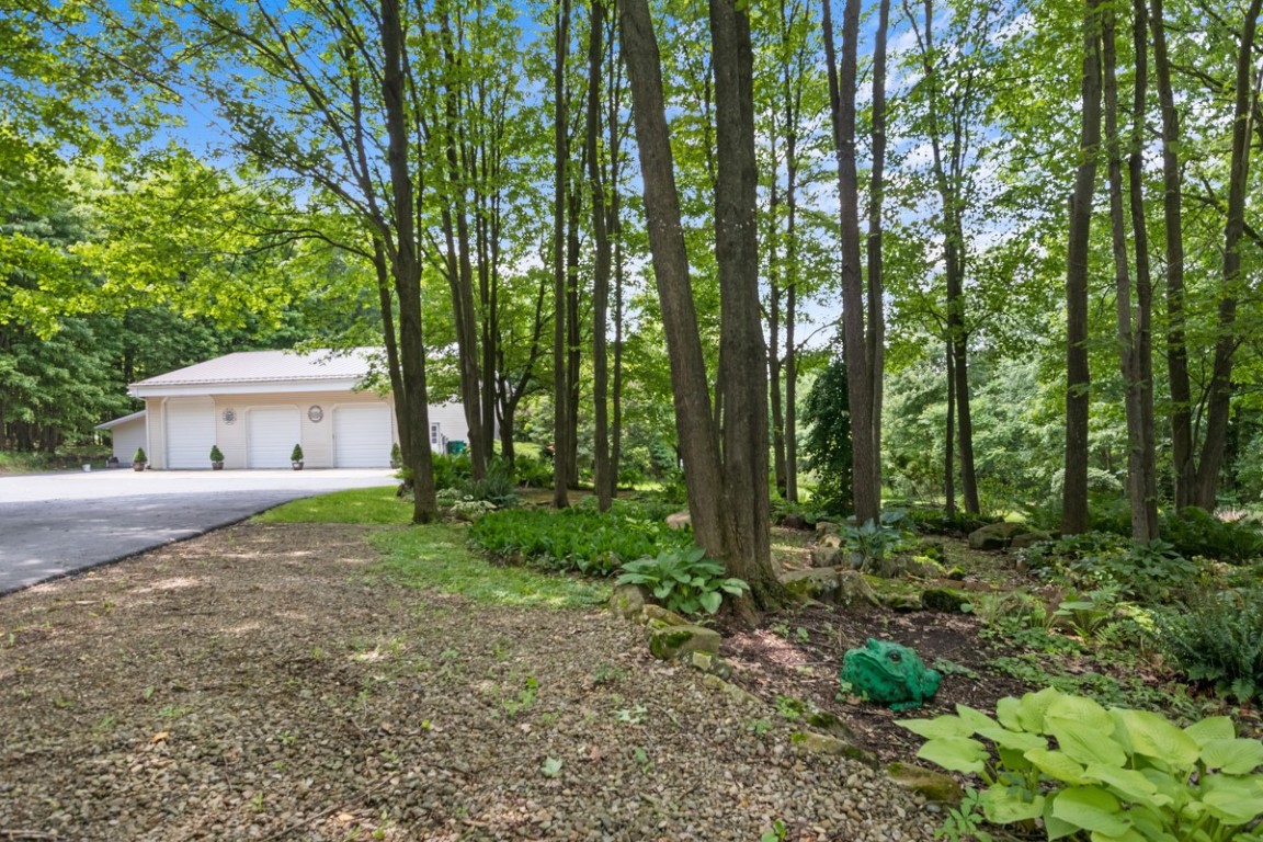 9685 Pettis Road, Meadville, Pennsylvania image 1