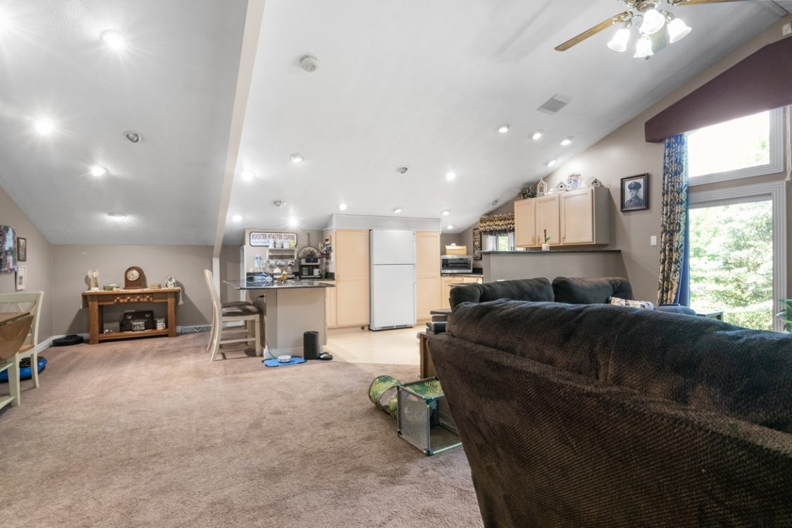 9685 Pettis Road, Meadville, Pennsylvania image 11