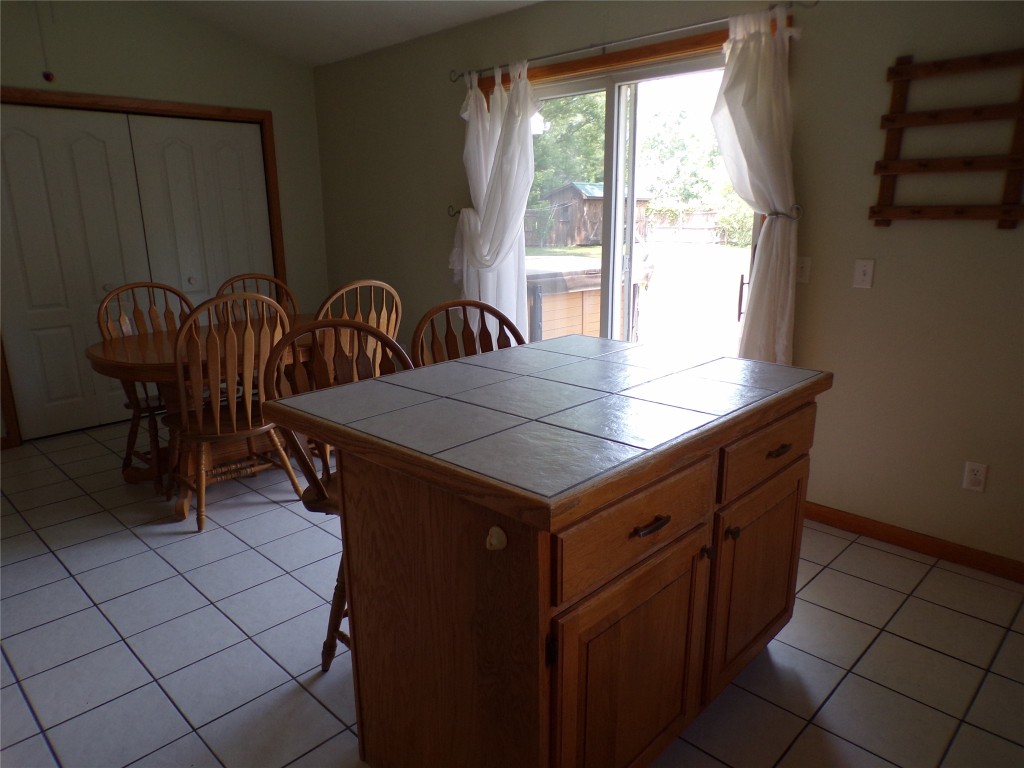 12706 W Ridge Road, West Springfield, Pennsylvania image 14