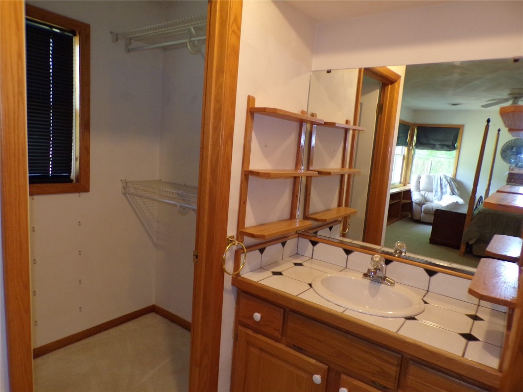 12706 W Ridge Road, West Springfield, Pennsylvania image 19