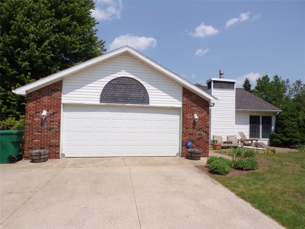 12706 W Ridge Road, West Springfield, Pennsylvania image 4