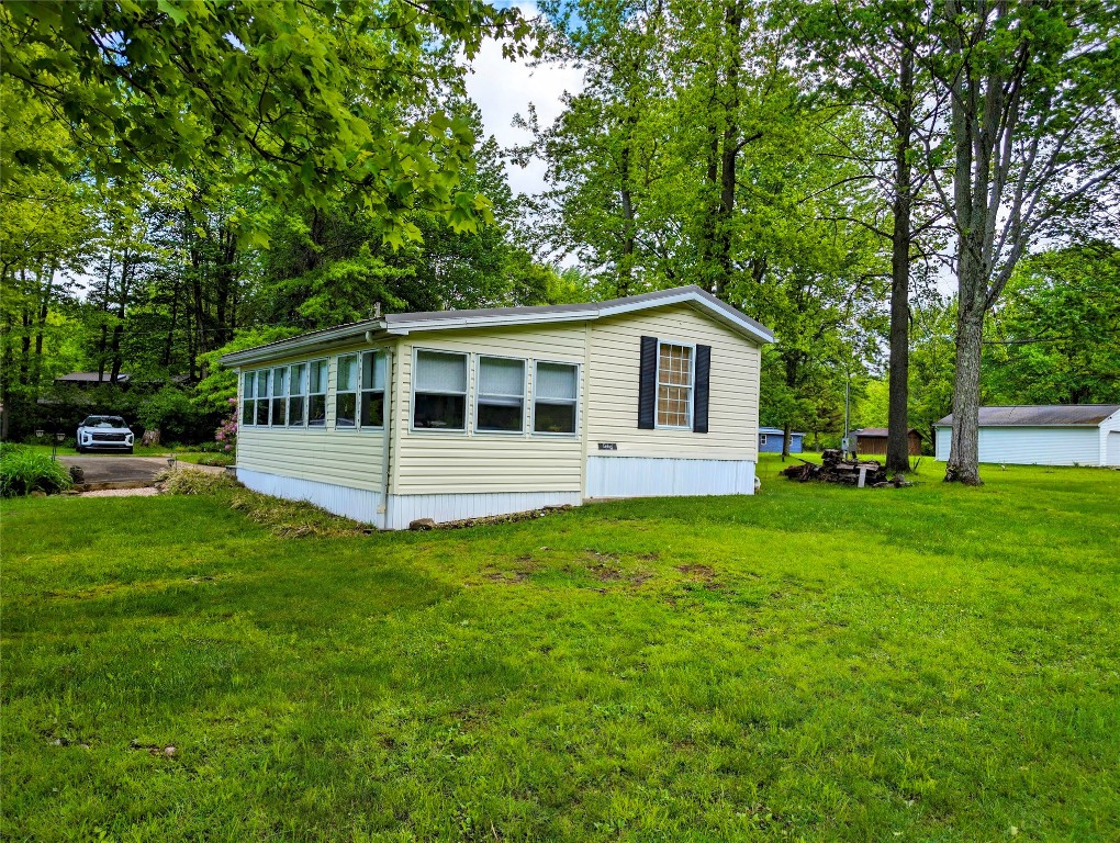 8734 Colonial Lane, Linesville, Pennsylvania image 37