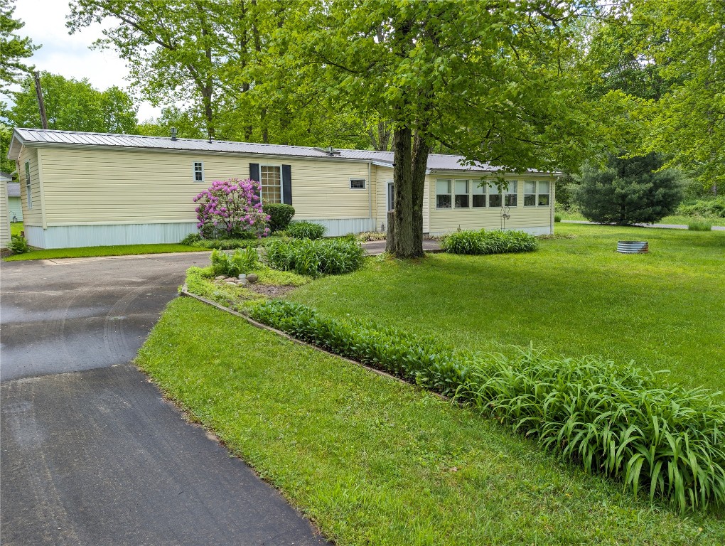 8734 Colonial Lane, Linesville, Pennsylvania image 29