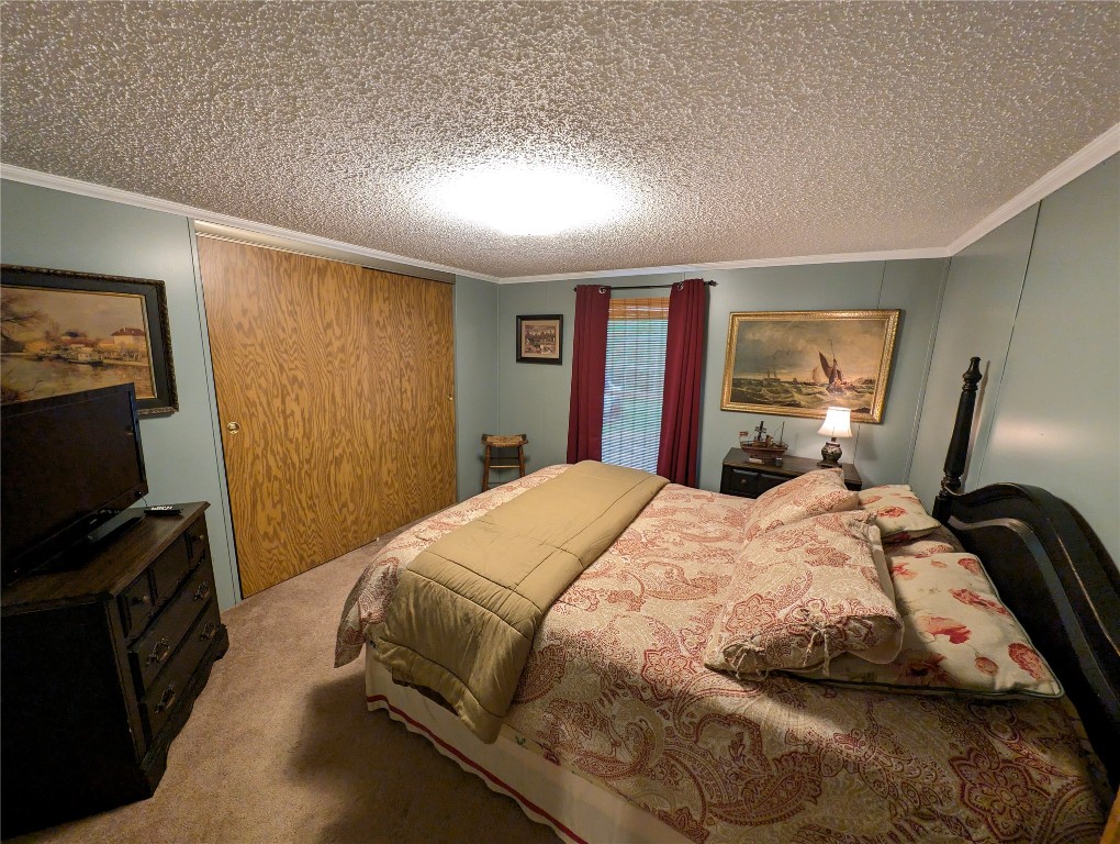 8734 Colonial Lane, Linesville, Pennsylvania image 16