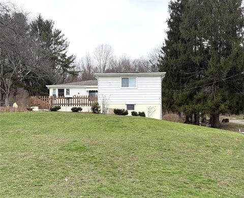 Homes For Sale - 11375 Pennsylvania Avenue<br/> Crawford County, Meadville, PA 16335