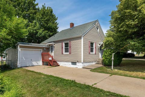 Photo for 738 E 36TH Street