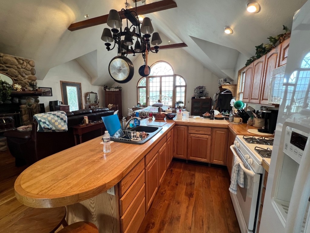 13478 Old Lake Road #62, East Springfield, Pennsylvania image 7
