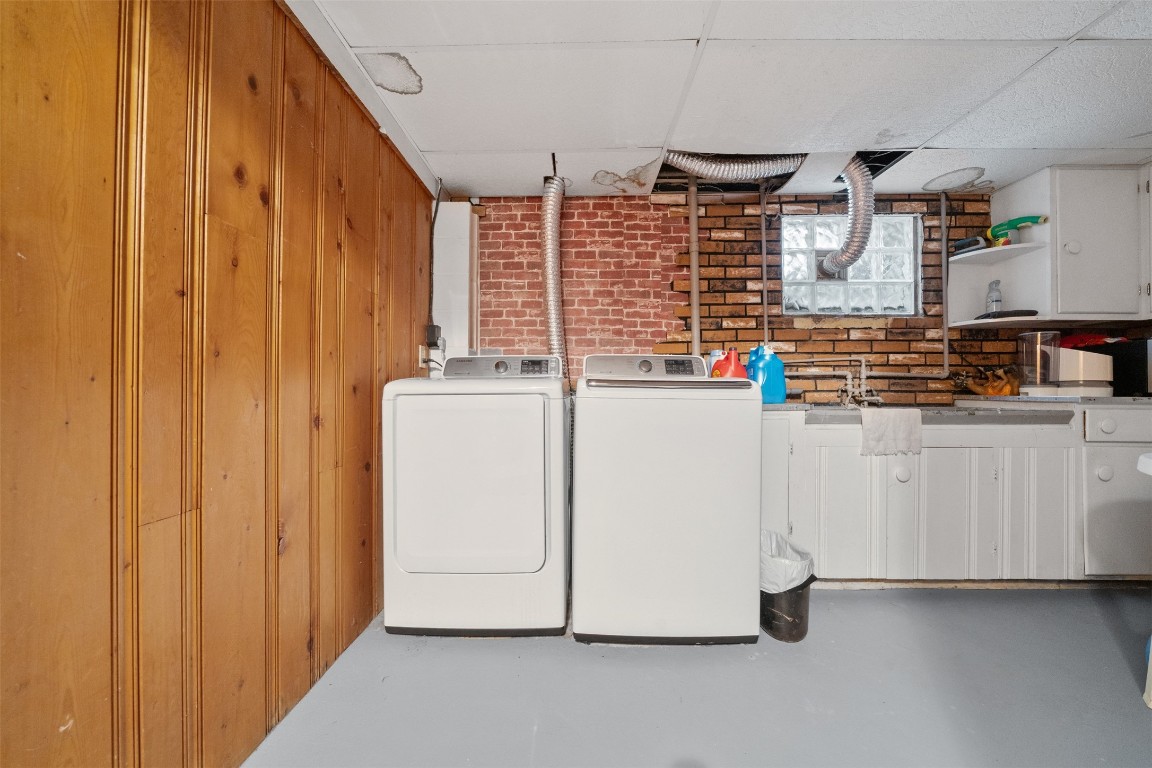 1121 Mcconnell Avenue, Erie, Pennsylvania image 18
