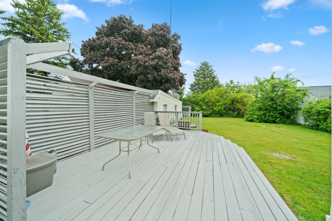1121 Mcconnell Avenue, Erie, Pennsylvania image 34