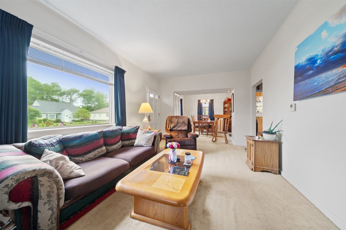 1121 Mcconnell Avenue, Erie, Pennsylvania image 6