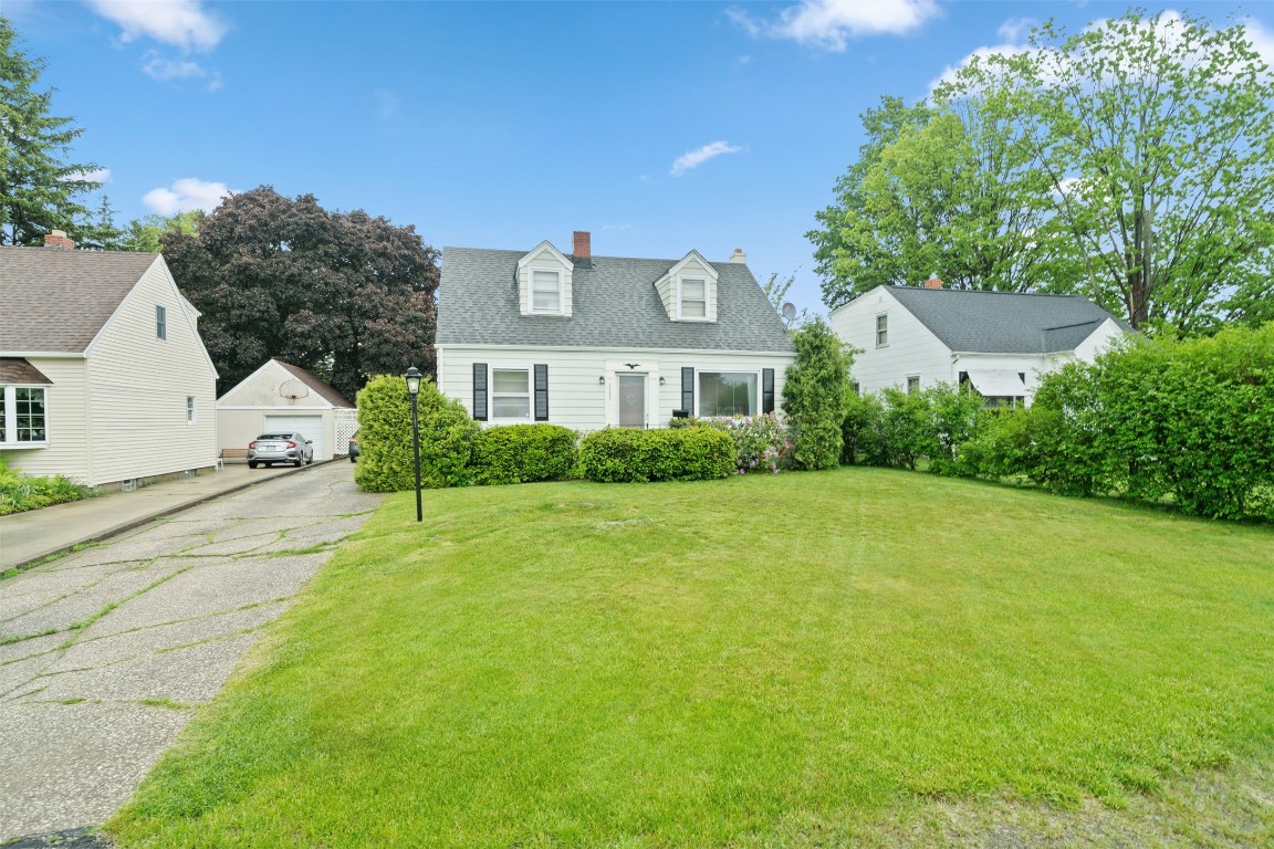 1121 Mcconnell Avenue, Erie, Pennsylvania image 2