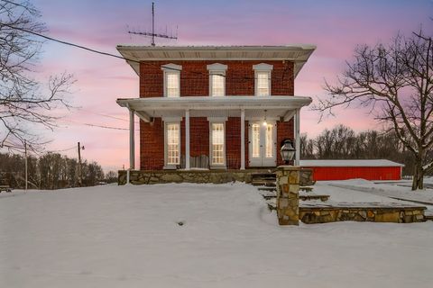 Homes For Sale - 1754 Fry Road<br/> Jamestown, PA 16134