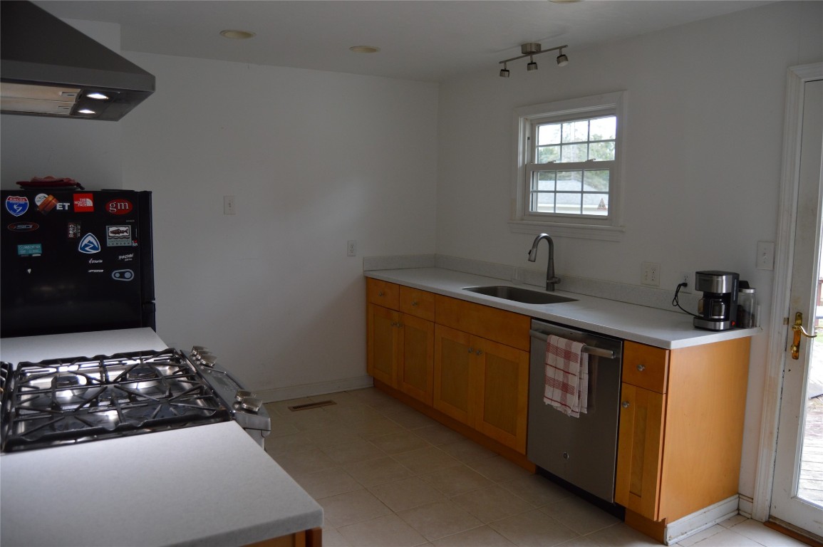 319 Waterford Street, Edinboro, Pennsylvania image 7