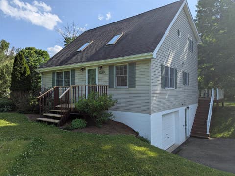 Homes For Sale - 16373 Helen Street<br/> Saegertown, PA 16433