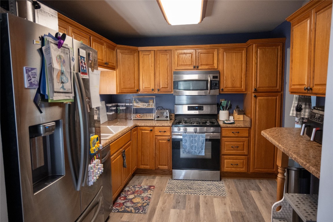 6029 Spires Drive, Erie, Pennsylvania image 4