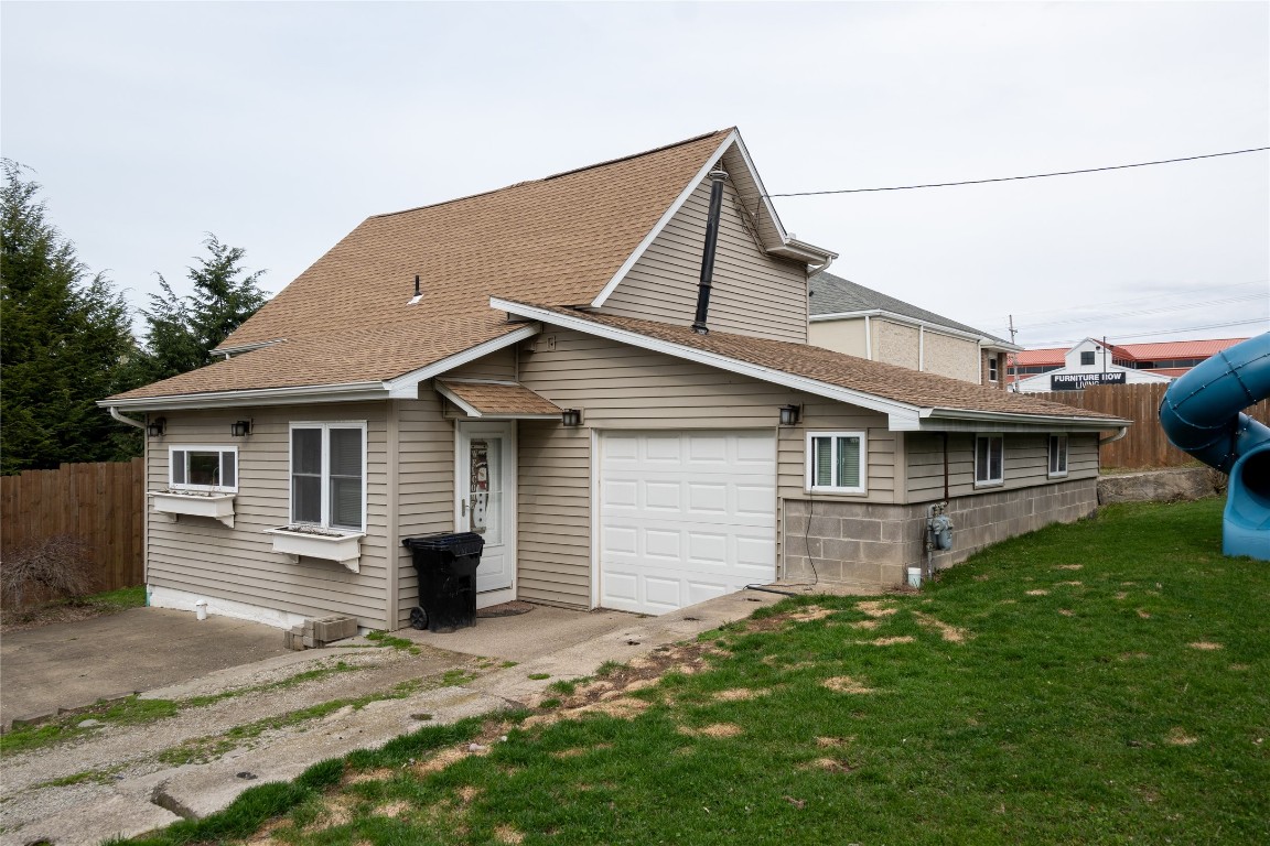 6029 Spires Drive, Erie, Pennsylvania image 2