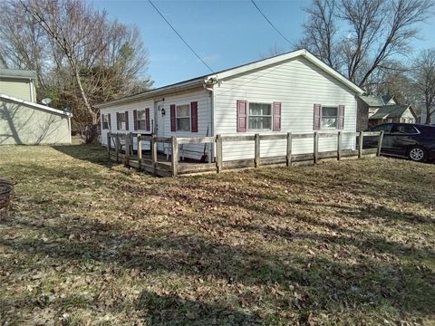 Homes For Sale - 37 Gillette Street<br/> Union City, PA 16438