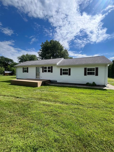 Homes For Rent - 1261 Avonia Road<br/> Erie County, Fairview, PA 16415