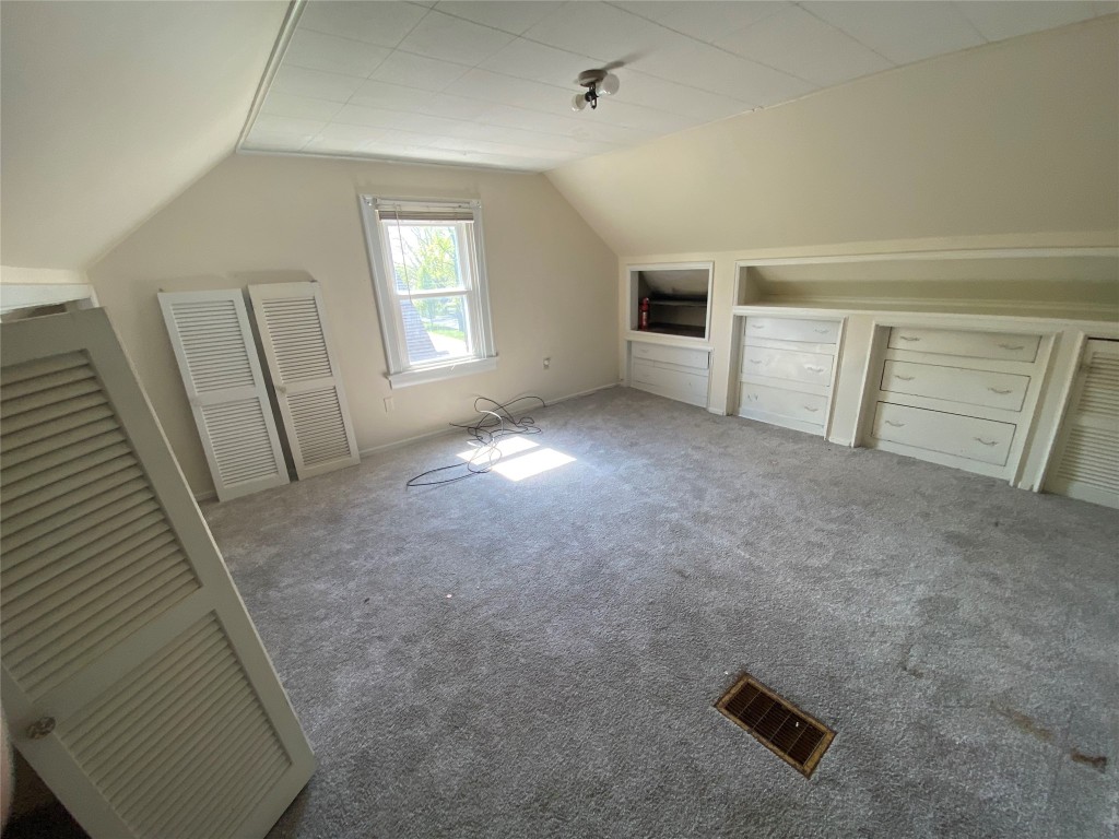 2715 W 25th Street, Erie, Pennsylvania image 13