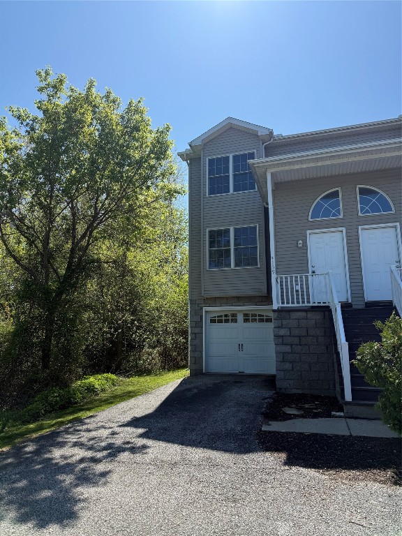 4159 Wood Hills Drive #C12, Erie, Pennsylvania image 2