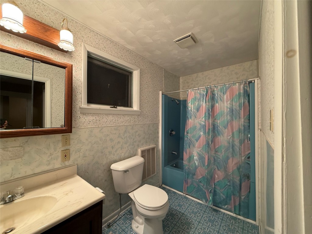 35 Robinson Street, North East, Pennsylvania image 23