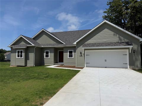 Homes For Sale - 7370 Korin Crossing #95<br/> Erie County, Erie, PA 16415