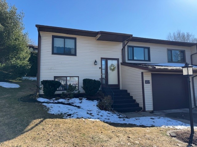 637 Montroyale Drive, Erie, Pennsylvania image 1